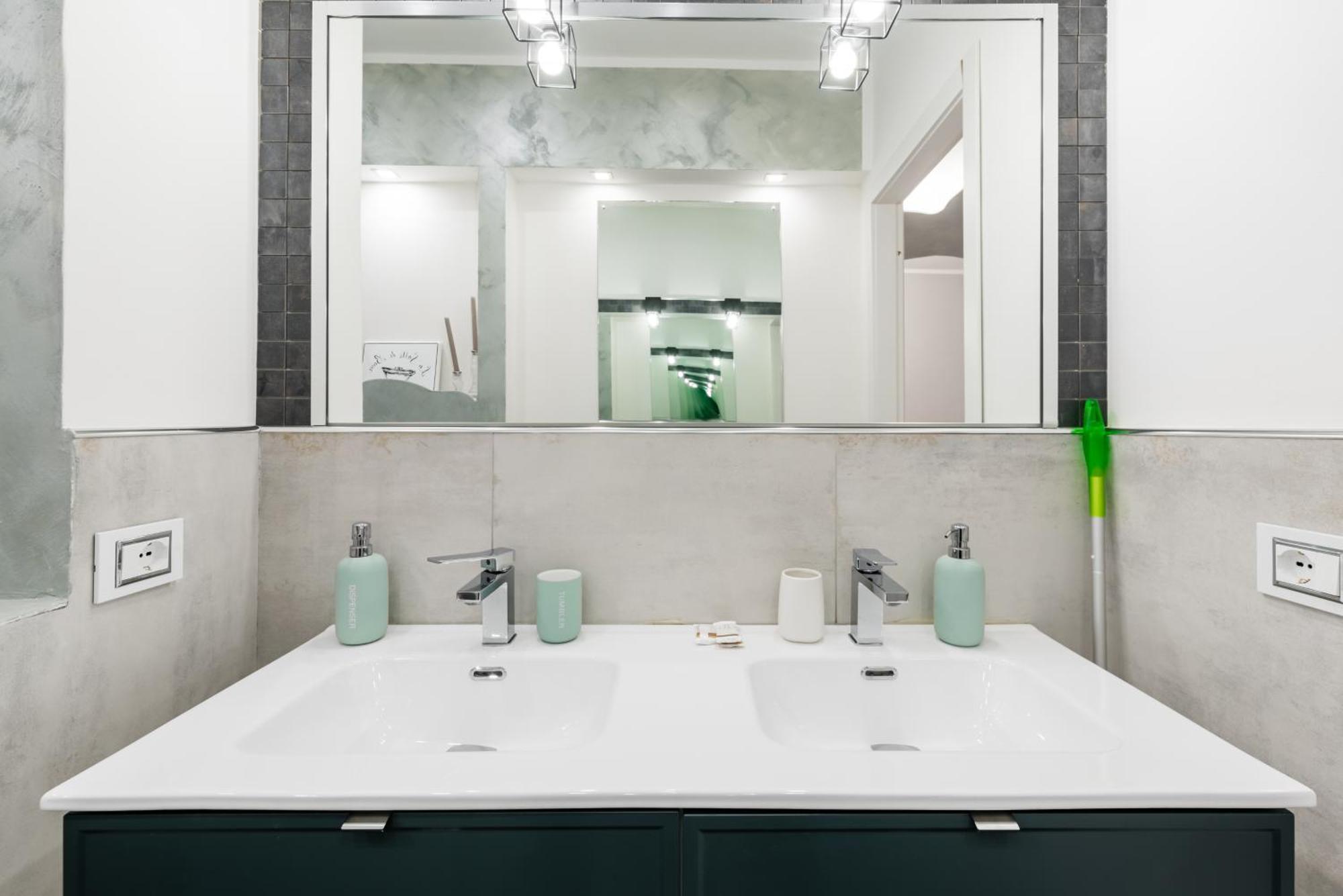 Apartament Moderno Bilocale A 5 Minuti Dal Centro Storico Turyn Zewnętrze zdjęcie